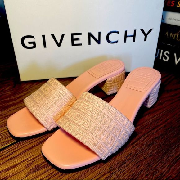 Givenchy slides mules sandals Size 38/8US NEW WITH TICKET - Picture 5 of 6